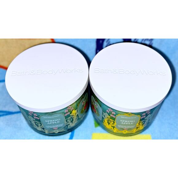 Lot of 2 Bath & Body Works Spring Apple Large 3-Wick Candle 14.5oz - Picture 4 of 5